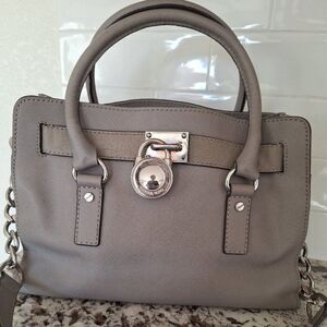 Michael Kors Large Hamilton Saffiano Tote‎